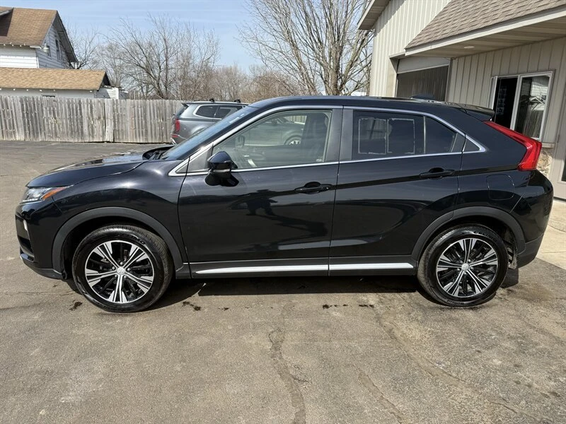 2020 Mitsubishi Eclipse Cross - Image 3 of 20