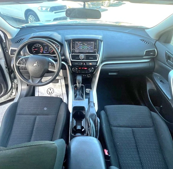 2020 Mitsubishi Eclipse Cross - Image 12 of 19