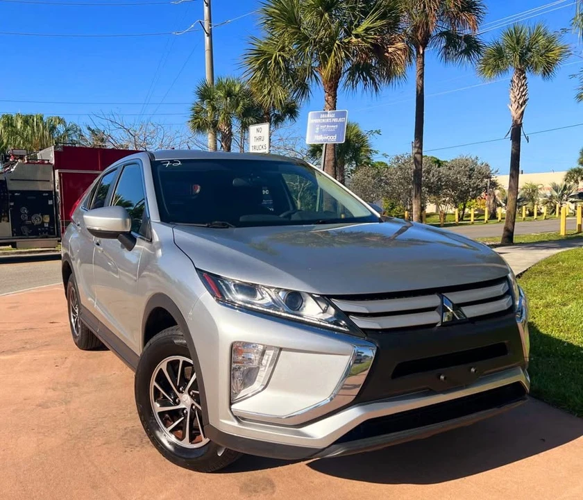 2020 Mitsubishi Eclipse Cross - Image 9 of 19