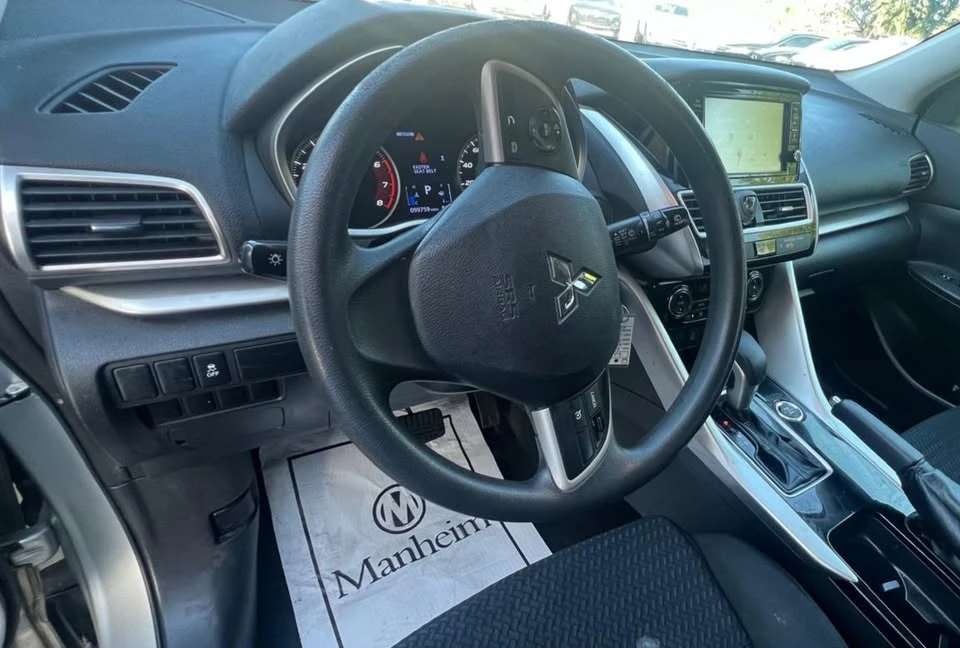 2020 Mitsubishi Eclipse Cross - Image 18 of 19