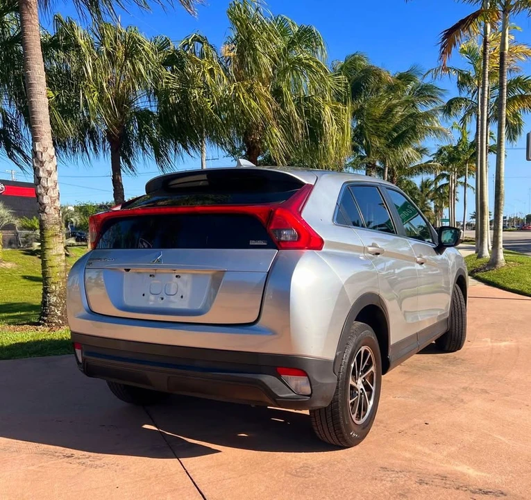 2020 Mitsubishi Eclipse Cross - Image 7 of 19