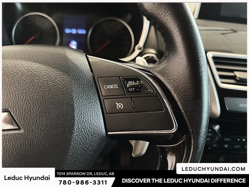 2020 Mitsubishi Eclipse Cross - Image 12 of 20