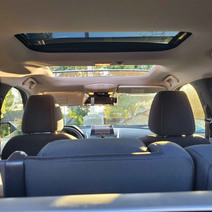 2020 Mitsubishi Eclipse Cross - Image 2 of 8