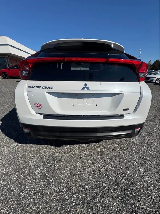 2020 Mitsubishi Eclipse Cross - Image 4 of 9