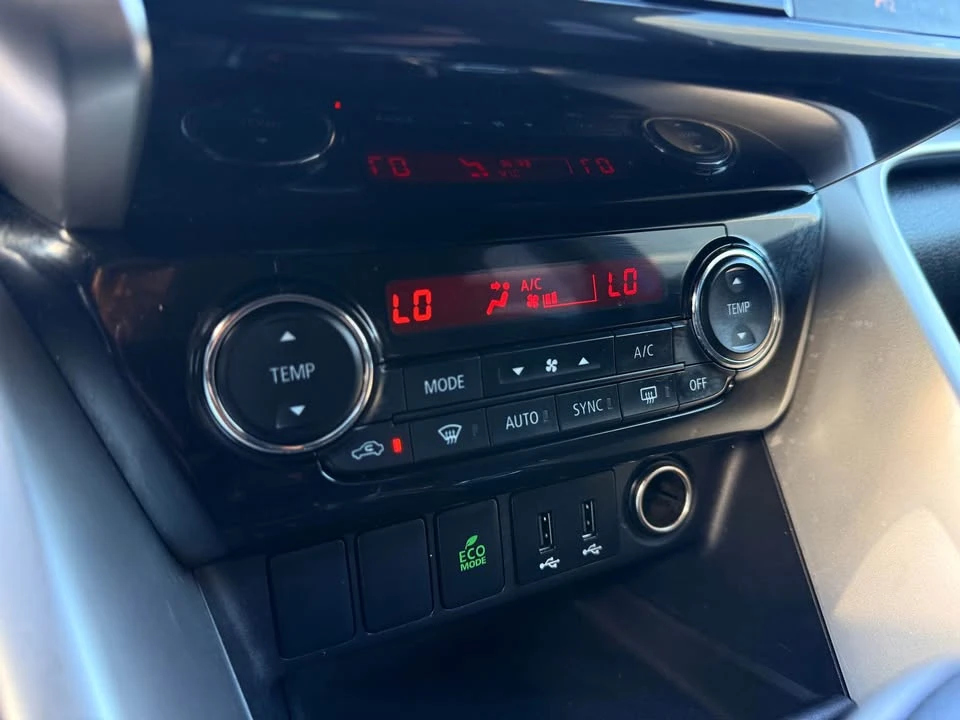2020 Mitsubishi Eclipse Cross - Image 17 of 20