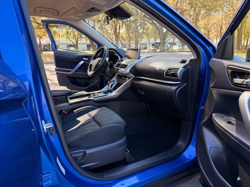 2020 Mitsubishi Eclipse Cross - Image 11 of 20