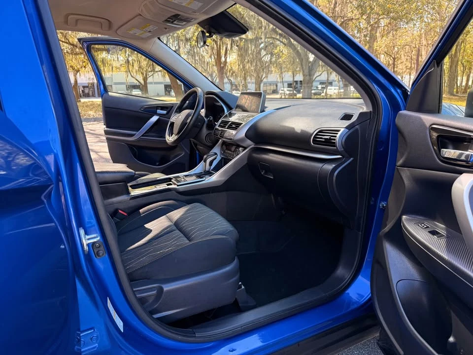 2020 Mitsubishi Eclipse Cross - Image 13 of 20