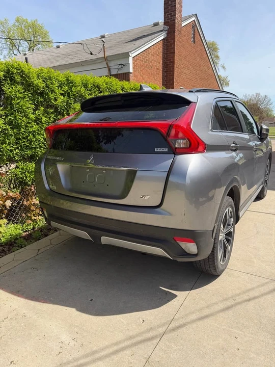 2020 Mitsubishi Eclipse Cross - Image 4 of 9