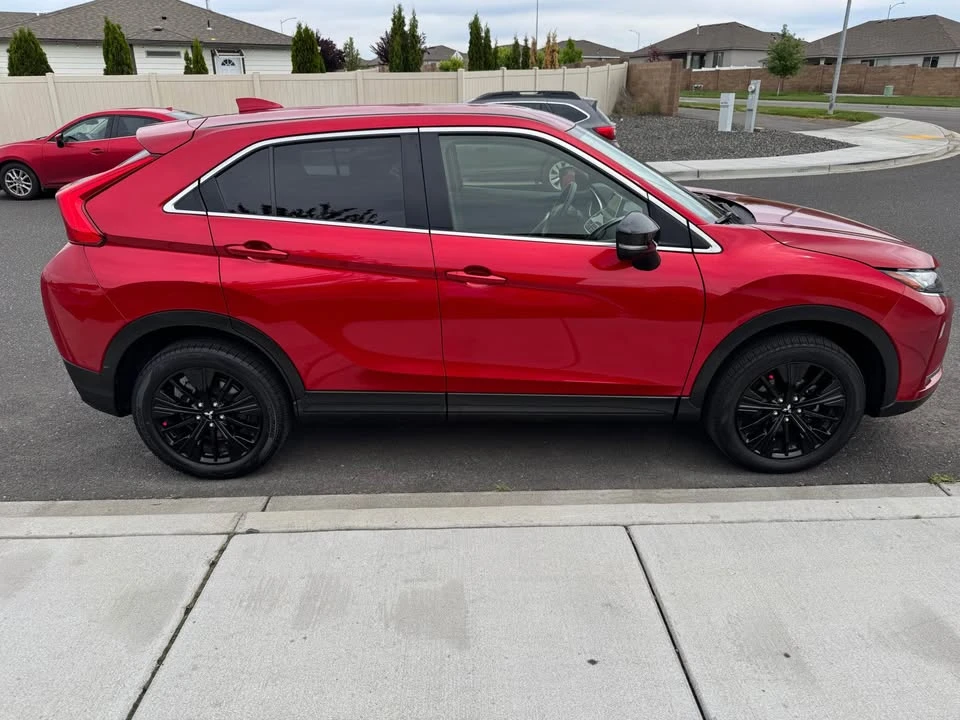 2020 Mitsubishi Eclipse Cross - Image 7 of 18