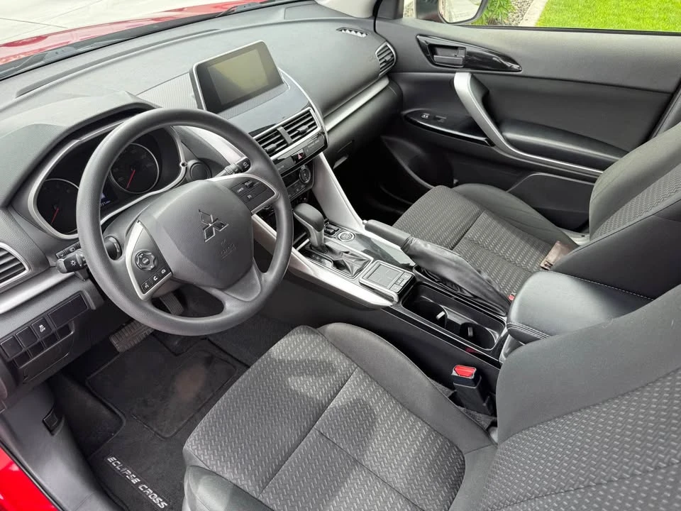 2020 Mitsubishi Eclipse Cross - Image 10 of 18