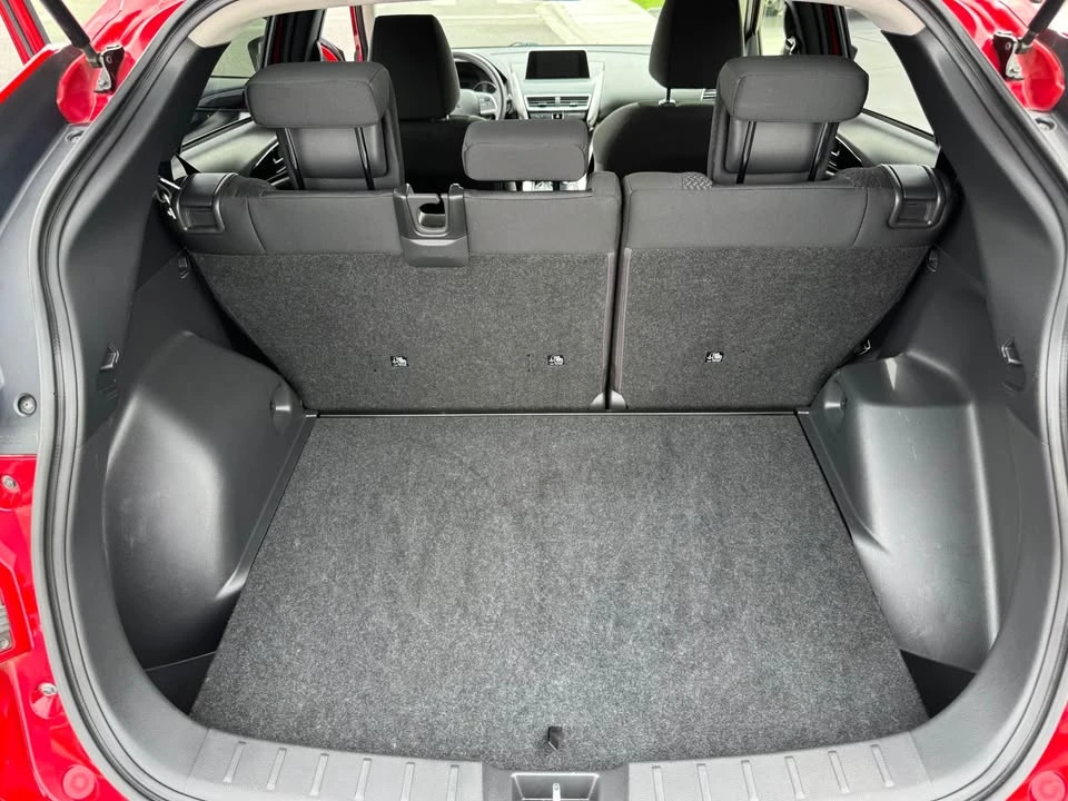 2020 Mitsubishi Eclipse Cross - Image 14 of 18