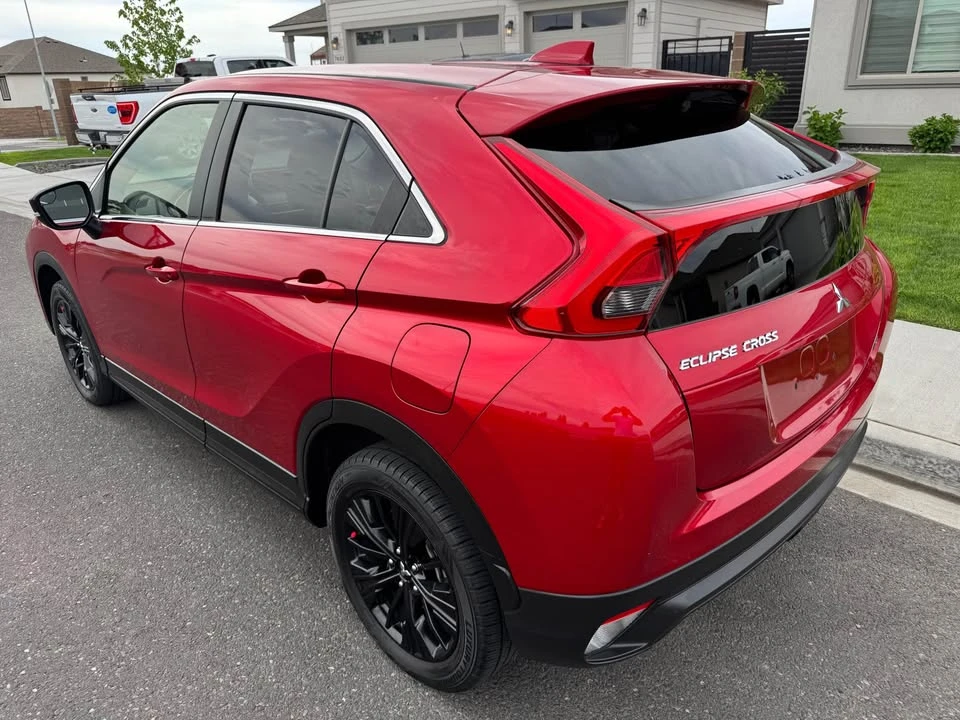 2020 Mitsubishi Eclipse Cross - Image 4 of 18