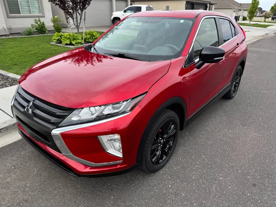 2020 Mitsubishi Eclipse Cross - Image 3 of 18