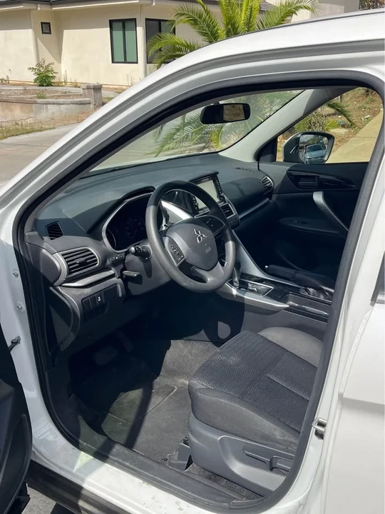 2020 Mitsubishi Eclipse Cross - Image 5 of 8