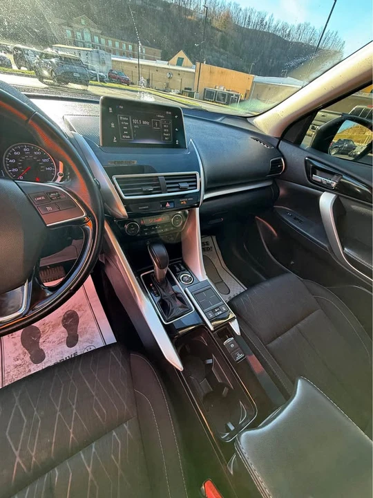 2020 Mitsubishi Eclipse Cross - Image 5 of 6