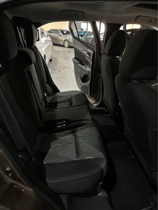 2020 Mitsubishi Eclipse Cross - Image 10 of 18
