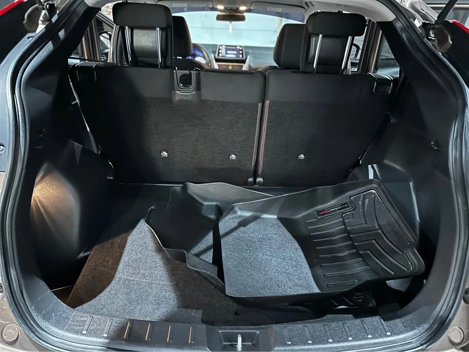 2020 Mitsubishi Eclipse Cross - Image 13 of 18