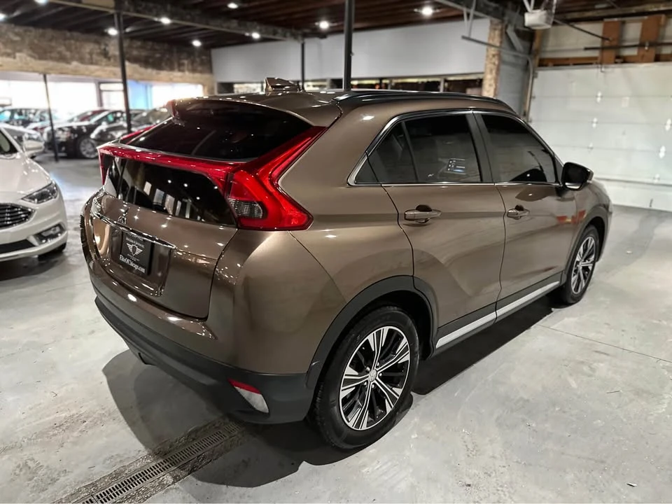 2020 Mitsubishi Eclipse Cross - Image 4 of 18