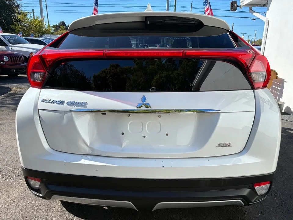 2020 Mitsubishi Eclipse Cross - Image 3 of 7