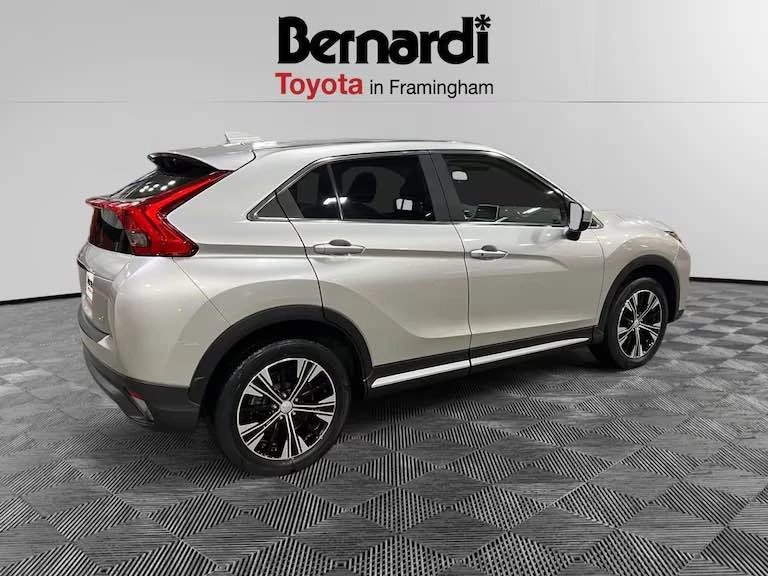 2020 Mitsubishi Eclipse Cross - Image 5 of 17