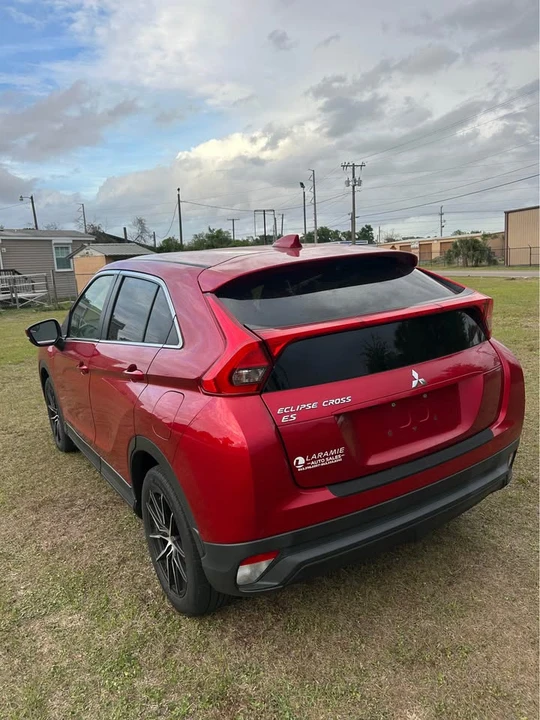 2020 Mitsubishi Eclipse Cross - Image 2 of 12