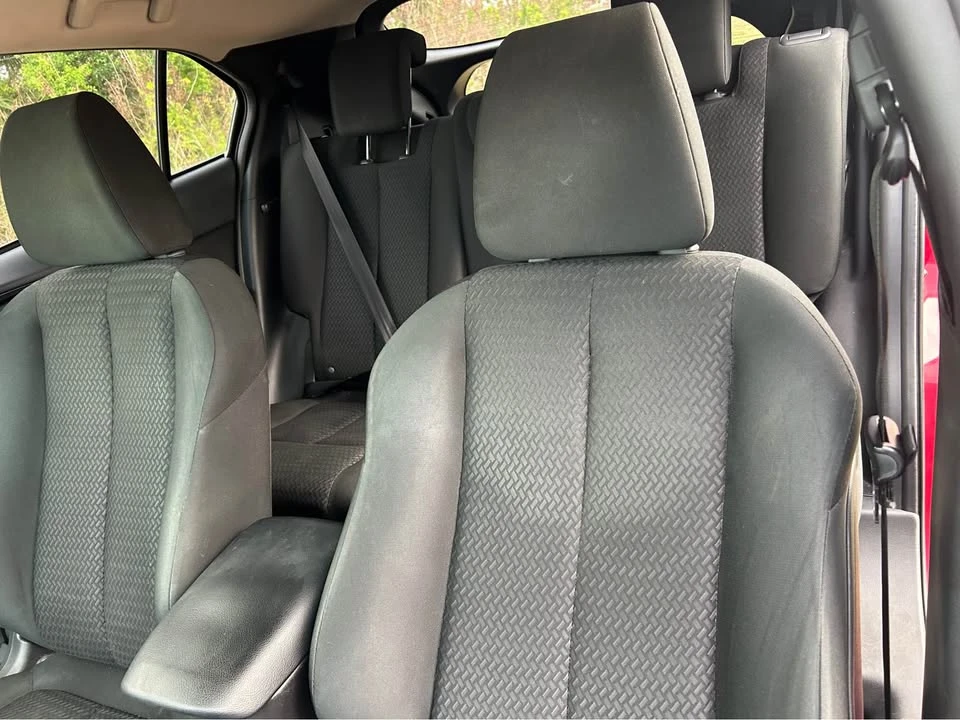 2020 Mitsubishi Eclipse Cross - Image 9 of 12