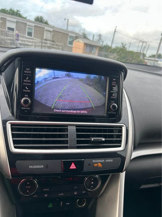 2020 Mitsubishi Eclipse Cross - Image 11 of 12