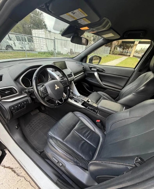 2020 Mitsubishi Eclipse Cross - Image 3 of 7