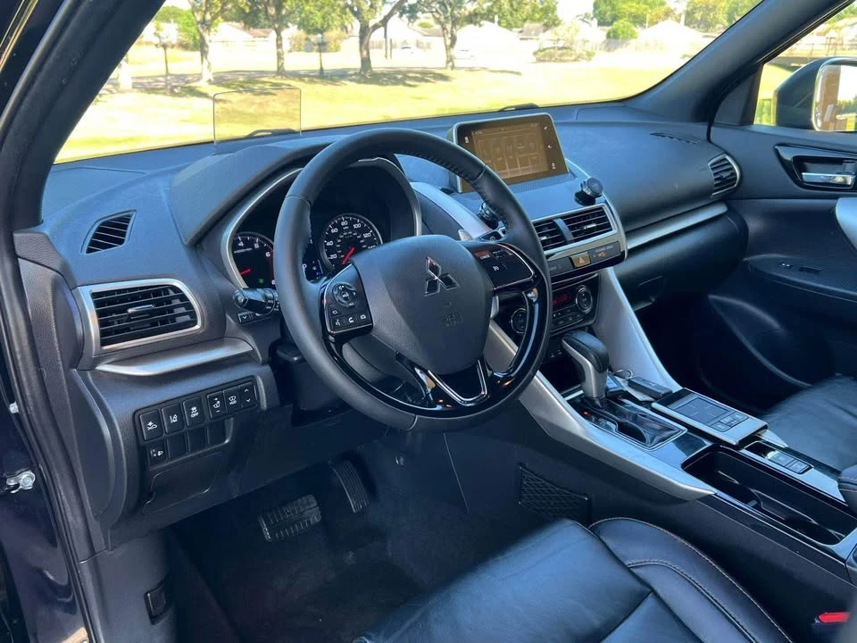 2020 Mitsubishi Eclipse Cross - Image 8 of 20