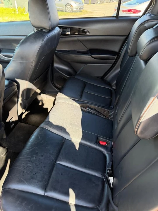 2020 Mitsubishi Eclipse Cross - Image 10 of 18
