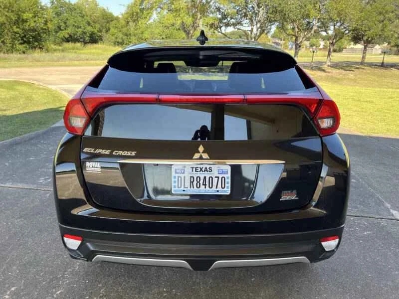 2020 Mitsubishi Eclipse Cross - Image 3 of 20