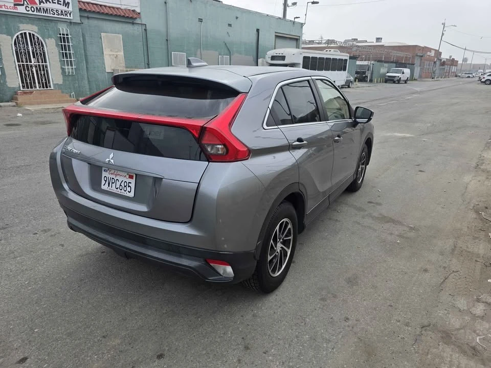 2020 Mitsubishi Eclipse Cross - Image 3 of 11