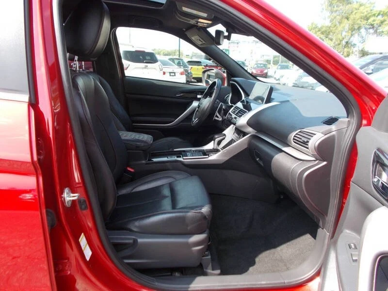 2020 Mitsubishi Eclipse Cross - Image 10 of 11