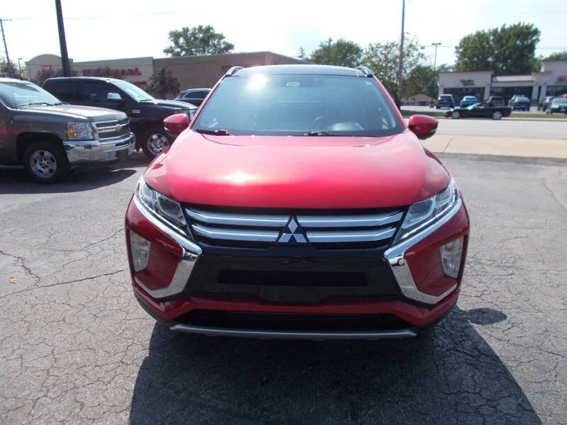 2020 Mitsubishi Eclipse Cross - Image 2 of 11