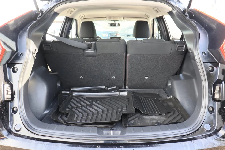 2020 Mitsubishi Eclipse Cross - Image 19 of 20