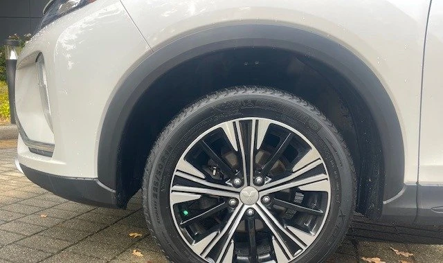 2020 Mitsubishi Eclipse Cross - Image 18 of 20