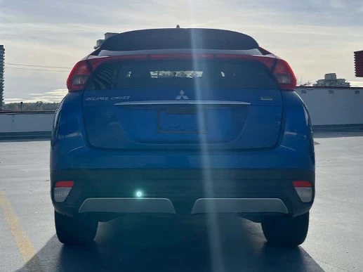 2020 Mitsubishi Eclipse Cross - Image 4 of 8