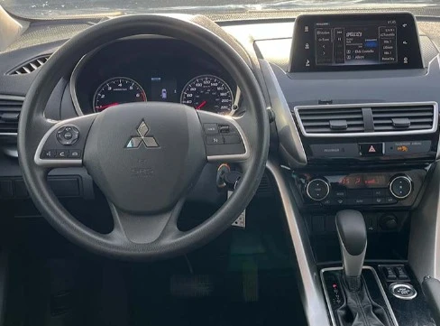 2020 Mitsubishi Eclipse Cross - Image 6 of 8