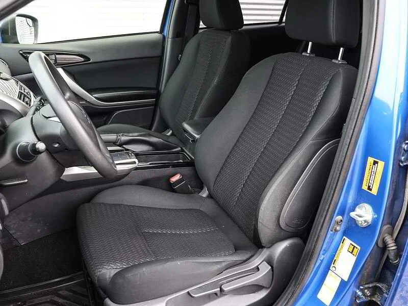 2020 Mitsubishi Eclipse Cross - Image 9 of 17