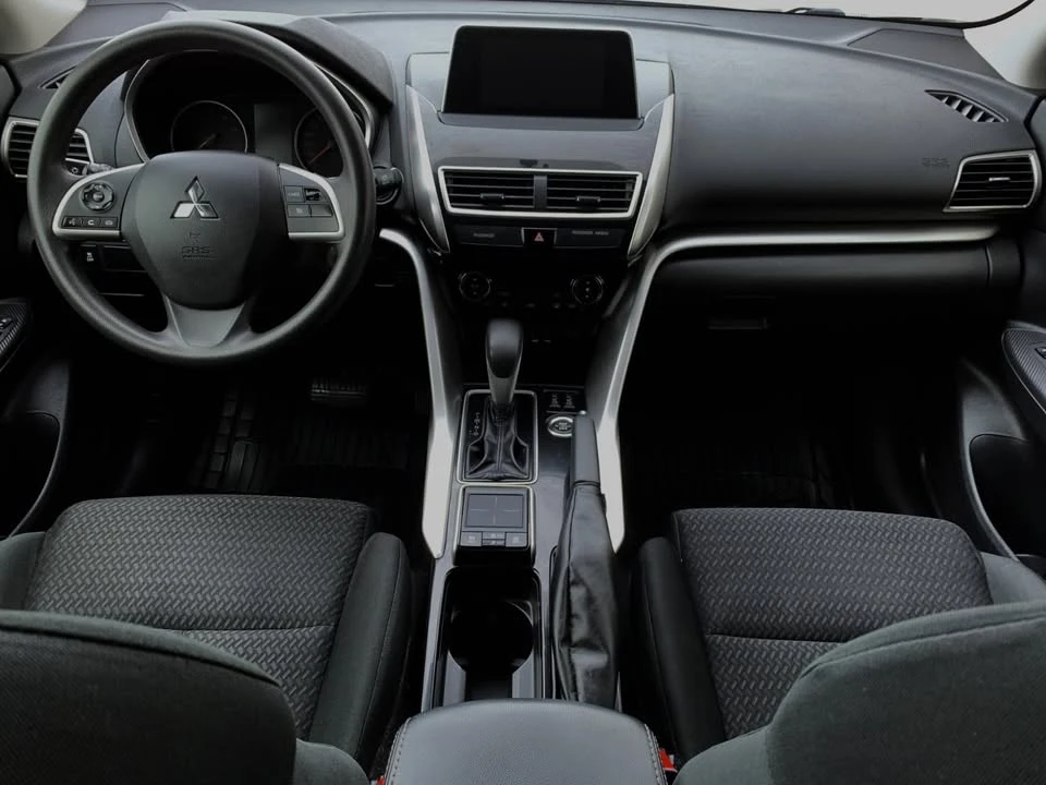 2020 Mitsubishi Eclipse Cross - Image 9 of 20