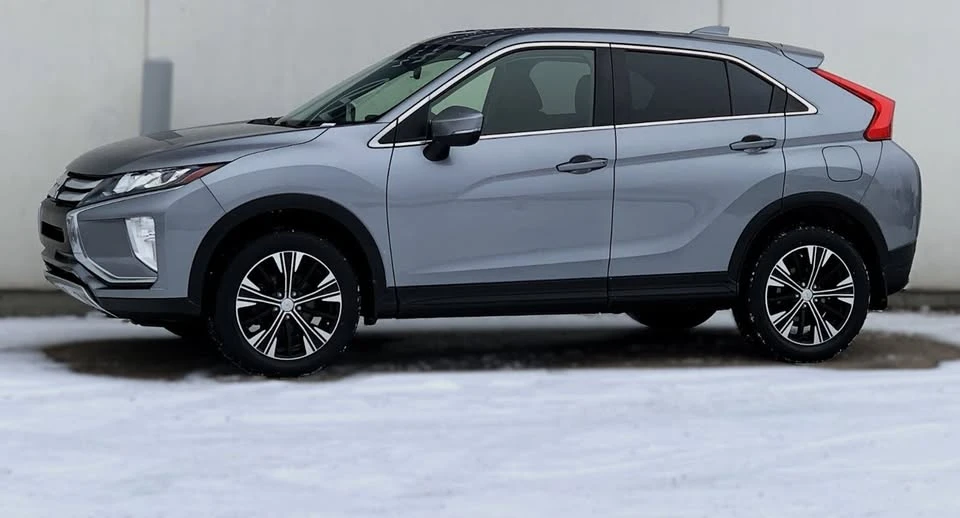 2020 Mitsubishi Eclipse Cross - Image 3 of 20
