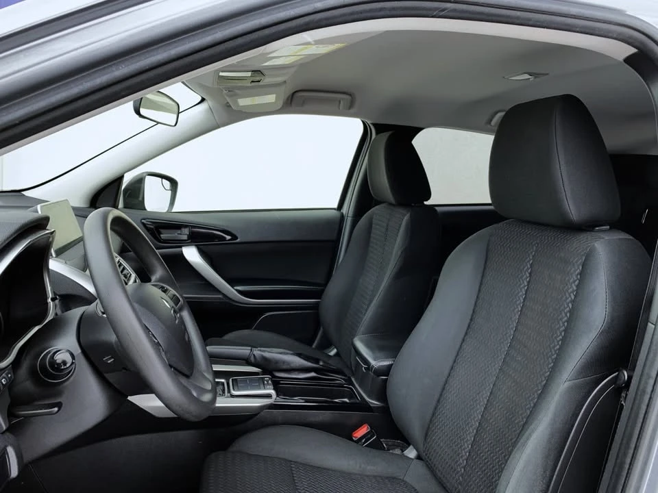 2020 Mitsubishi Eclipse Cross - Image 7 of 20