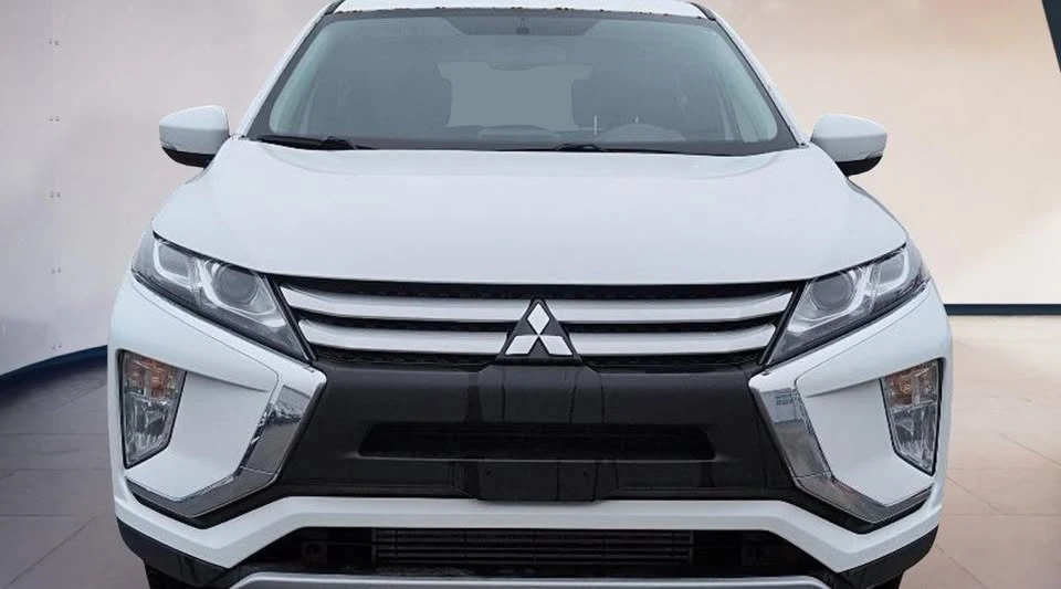 2020 Mitsubishi Eclipse Cross - Image 3 of 17