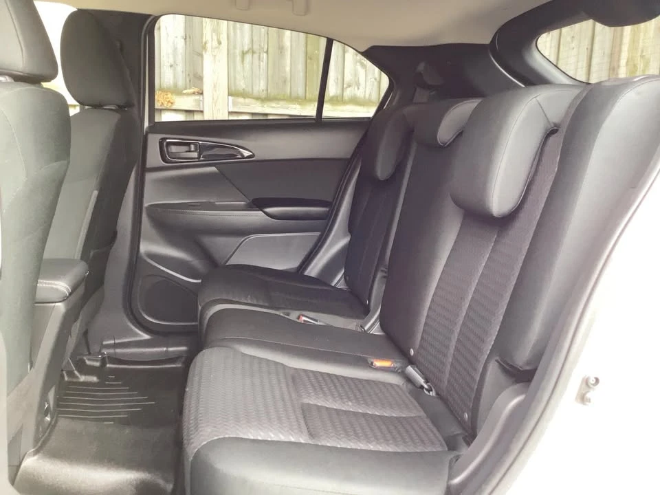 2020 Mitsubishi Eclipse Cross - Image 10 of 18