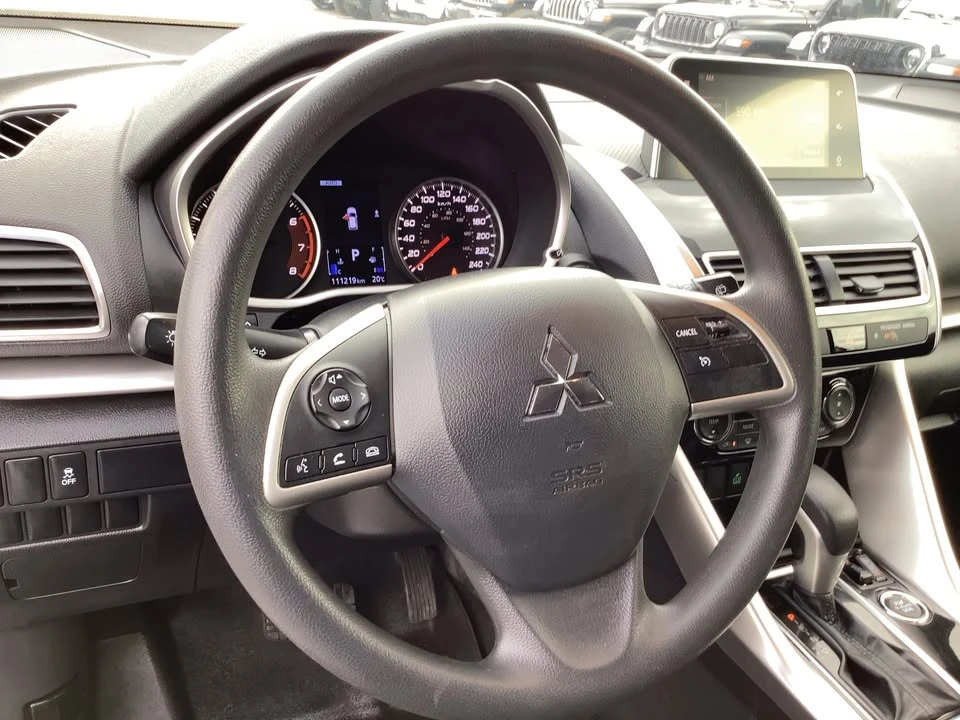 2020 Mitsubishi Eclipse Cross - Image 11 of 18