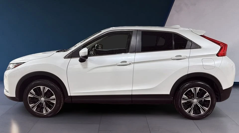 2020 Mitsubishi Eclipse Cross - Image 3 of 18