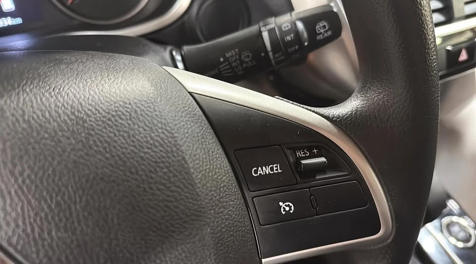 2020 Mitsubishi Eclipse Cross - Image 13 of 18