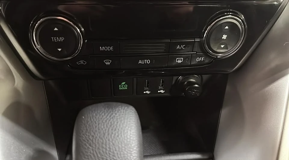 2020 Mitsubishi Eclipse Cross - Image 14 of 18