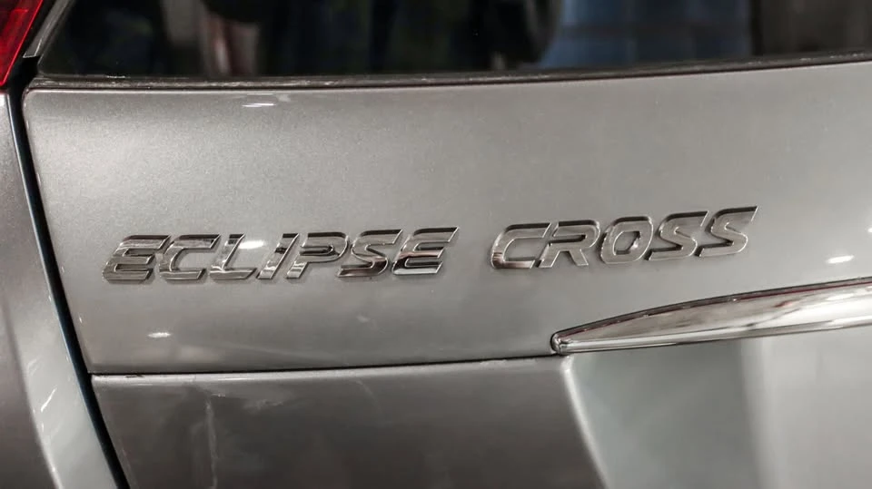 2020 Mitsubishi Eclipse Cross - Image 7 of 9