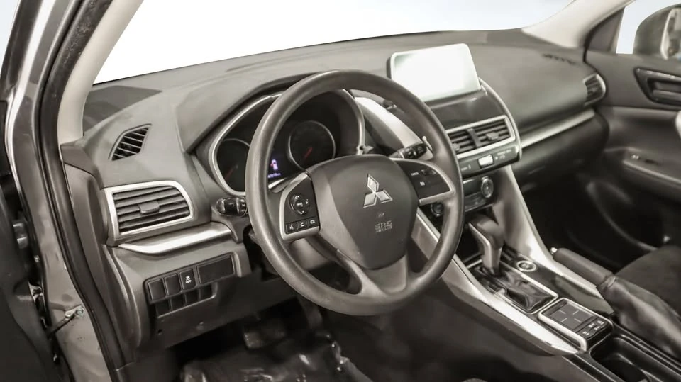 2020 Mitsubishi Eclipse Cross - Image 8 of 9